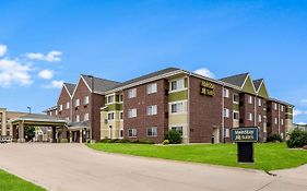 Mainstay Suites Cedar Rapids North - Marion